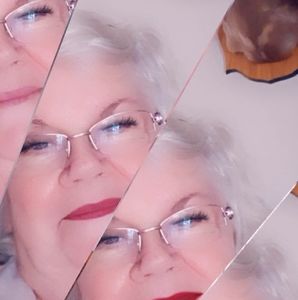 Meet your Posher, Nancy